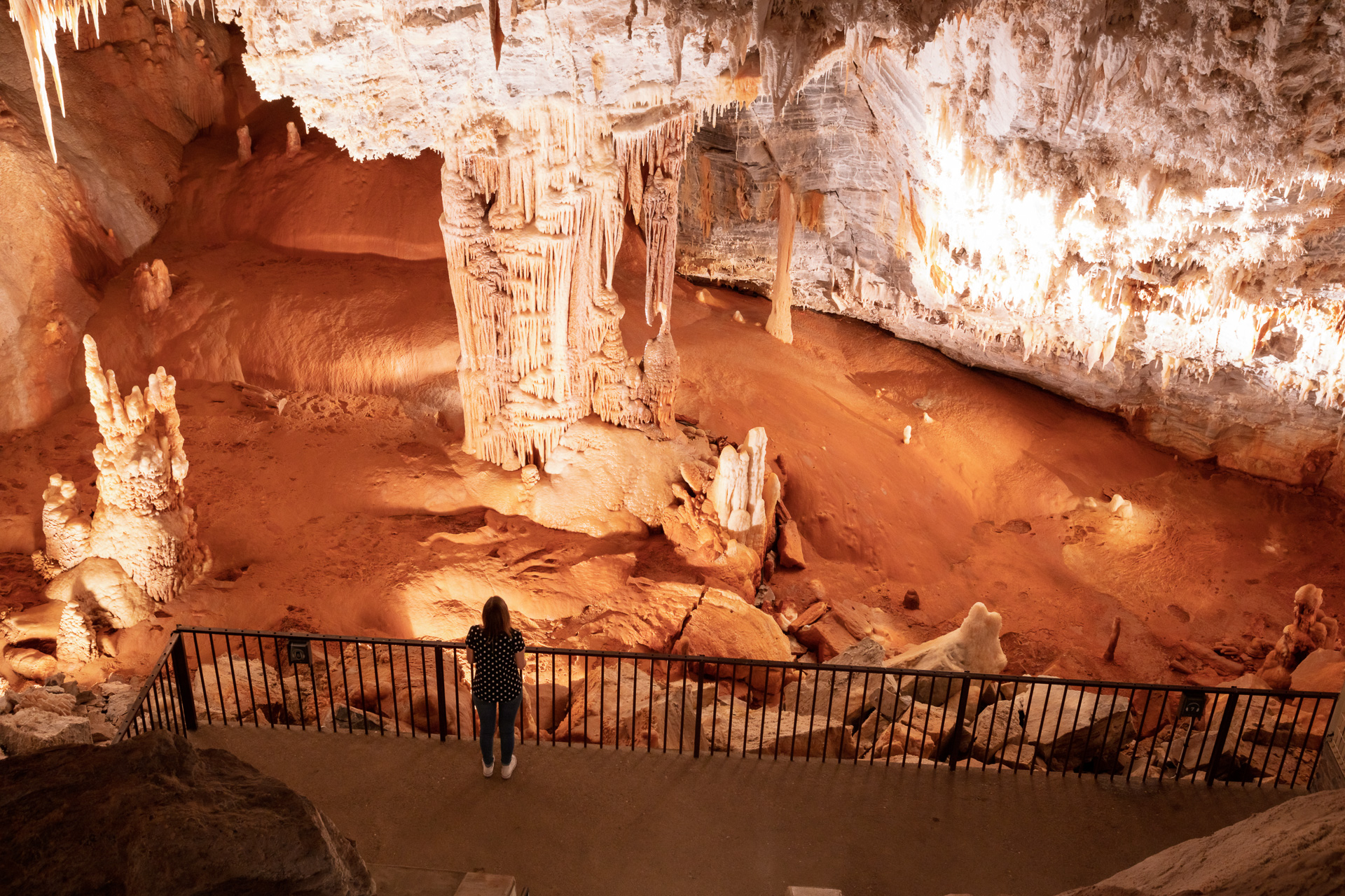 Gouffre de Cabrespine stalagmite 